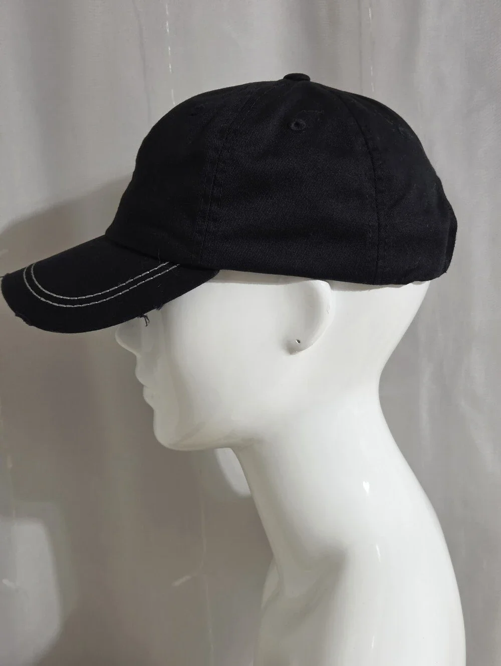 AWST Int'l - Raised Embroidered Horse Head Distressed Look Ball Cap